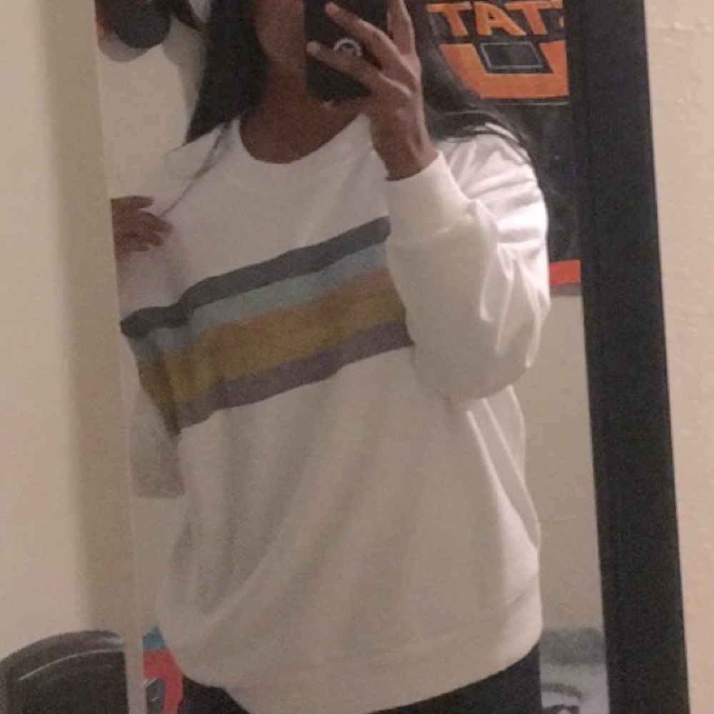 American eagle sweater